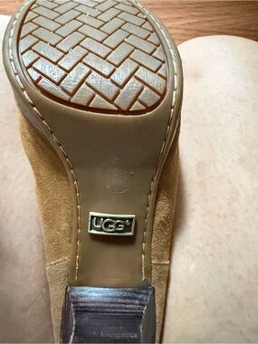 UGG Women's Chestnut Suede Block Heel Pump - Chestnut